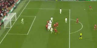 1762297475762085592.gif 麦卡.gif