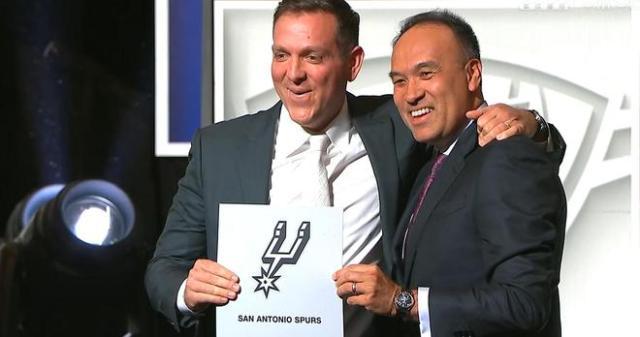 1684309271075002116.jpg 下载 (4).jpg