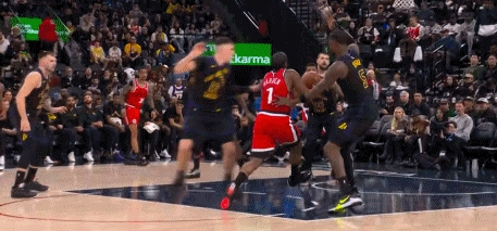 kaiyun-如同空气！艾顿把哈登护送到内线还赔个犯规送2+1