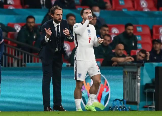 1626038463000033495.jpg 1829.jpg